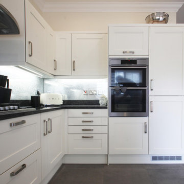 Approved Used Kitchen, Magnet Shaker With Utility