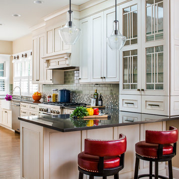 Poncey-Highland Craftsman Kitchen