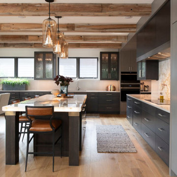 Christmas Lake Residence