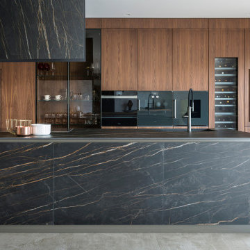 Luxurious Kitchen Design of Noir Desir by LAMINAM