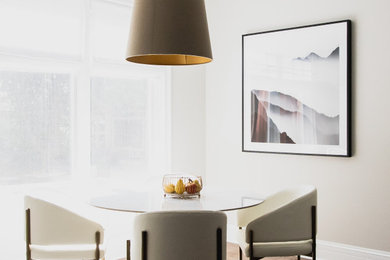 Minimalist dining room photo in Chicago