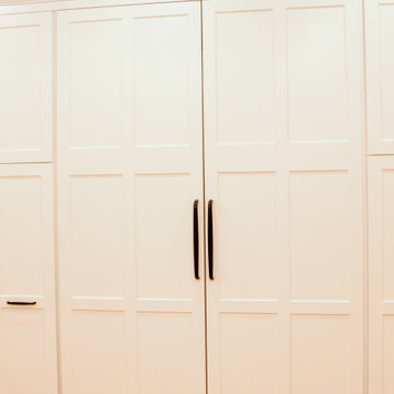 Integrated Refrigerator and Freezer