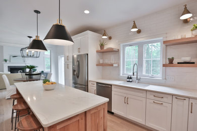 Inspiration for a transitional kitchen remodel in New York