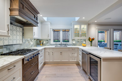Photo of a mid-sized transitional kitchen in Vancouver.