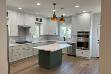 Example of an eclectic kitchen design in Sacramento