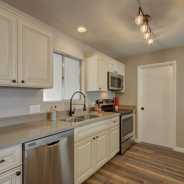 Antique White Kitchen Cabinets