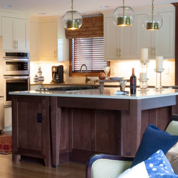 Classic white & Rich Gold Kitchen