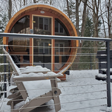Black metal post cable railing project in Lanaudière, Quebec