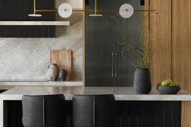 Inspiration for a contemporary kitchen in Gold Coast - Tweed.