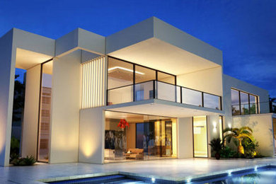 Minimalist exterior home photo in Los Angeles