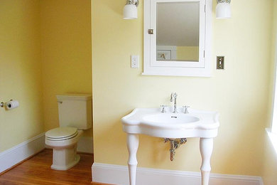 Example of a classic bathroom design in Portland