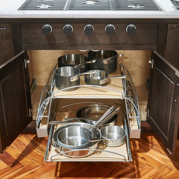 Cabinet Interior Convenience & Storage Accessories