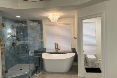 Bathroom - bathroom idea in Atlanta