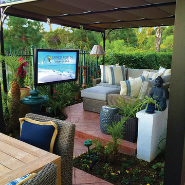 Capri taupe aluminum structure attached to elevated deck