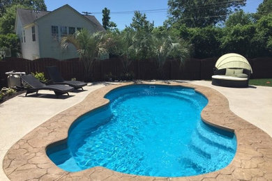 Minimalist pool photo in Charlotte