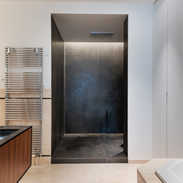 PRIVATE HOUSE
