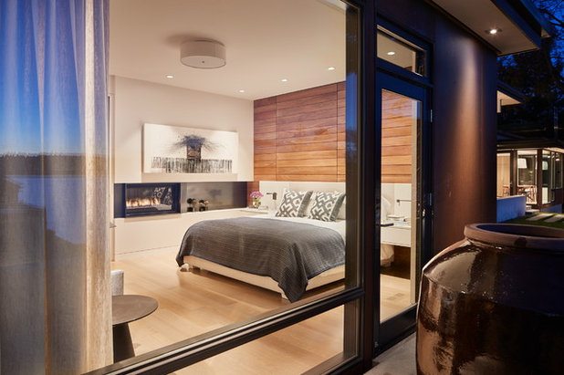 Bedroom by DeForest Architects