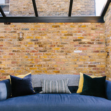 A light & bright living space with an industrial twist