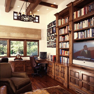 Monte Sereno Tuscan Villa Secret Library