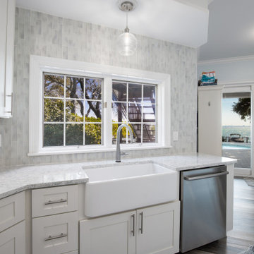 Stunning Kitchen Remodel Done in a Subtle Two-Tone Color