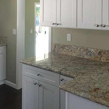 Coastal Shaker White