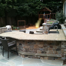 outdoor kitchen / firepit