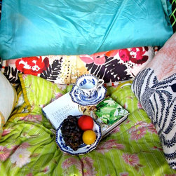 Indian silk pillows and throws - Outdoor Decor