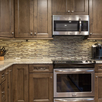 Open Contemporary Kitchen in Palm Harbor
