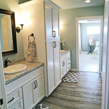 brenda_bergmann's bathroom