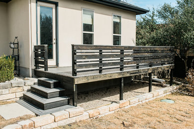 Decks/Pool