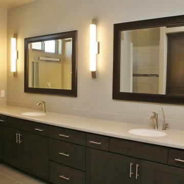 Yucca Master Bath