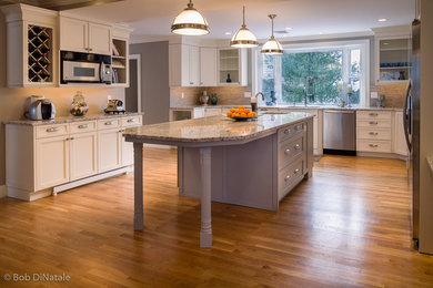 Example of a transitional kitchen design in Boston
