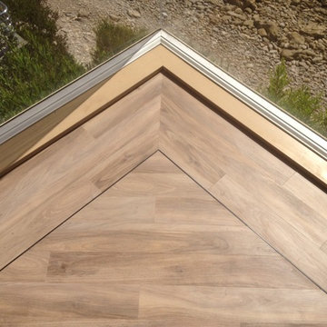 Karndean LVT ( vinyl plank floor)