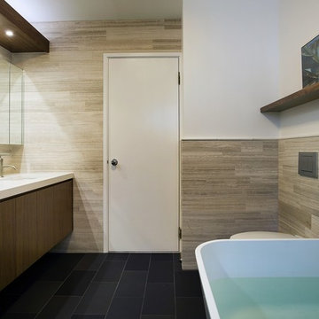 Moon Hill Bath