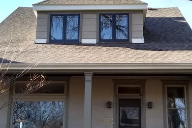 Traditional exterior home idea in Chicago