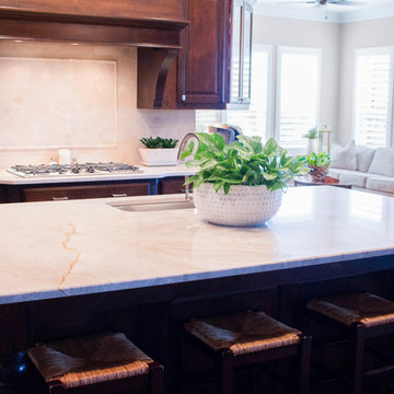 Kitchen - Quartzite (White Pearl)