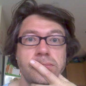 James Everards foto