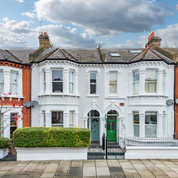 London flat in Wandsworth using home staging for sale
