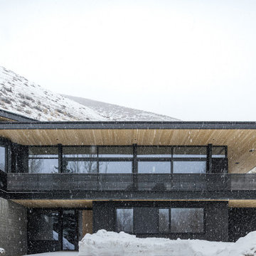 Avalanche Chalet