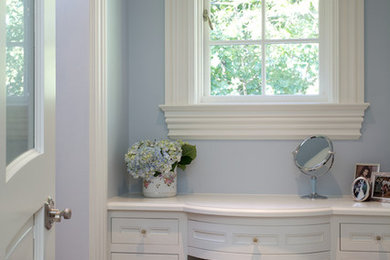 Bathroom - traditional bathroom idea in New York