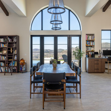 Seamless Indoor-Outdoor Living: A Home Designed for Entertaining and Privacy