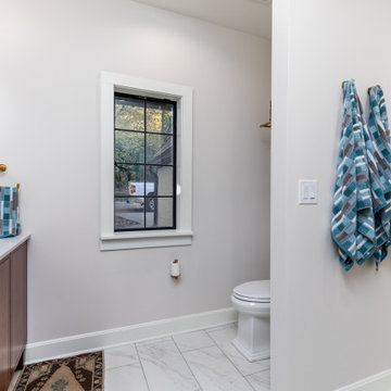 Tamara's Tudor Tutorial: Owner's Ensuite