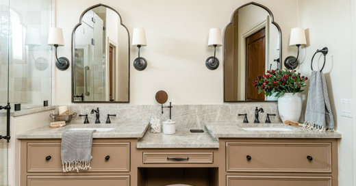 10 Ideas for Bathroom Vanity Lighting and Mirror Arrangements