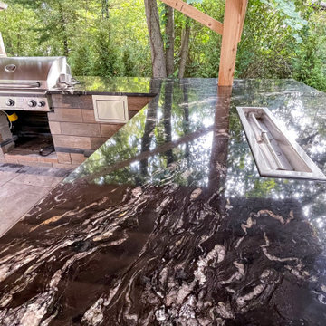 Incredible installation of outdoor grill in "Titanium" color