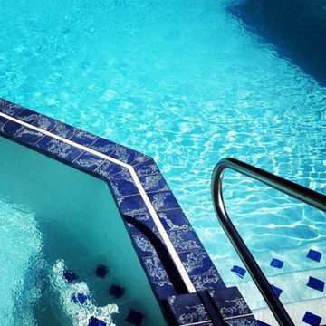 Deco tile and safety rail