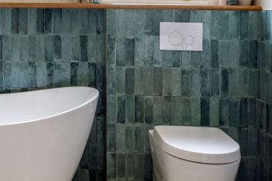 Photo of a medium sized contemporary bathroom in London.