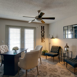 Inspiration for a small cottage home design remodel in Nashville