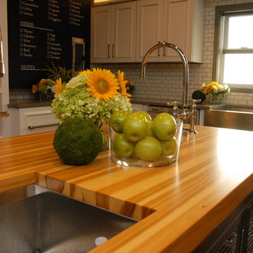 Extreme Makeover Home Edition (#15)