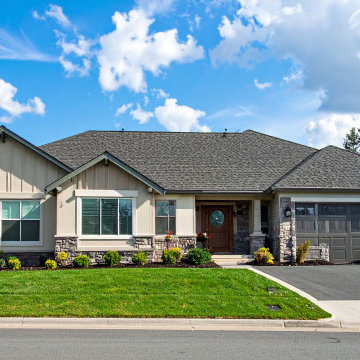 Single-Family Ranch House 18