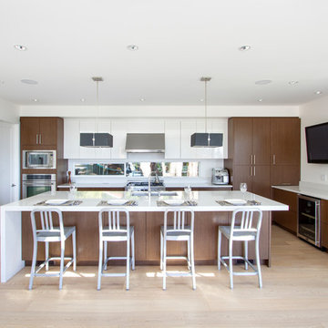 Manhattan Natural Wenge & Chelsea White High Gloss